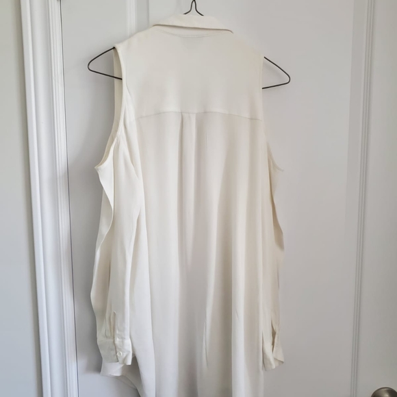Topshop Cutout Shoulder blouse size 4 - Picture 3 of 6